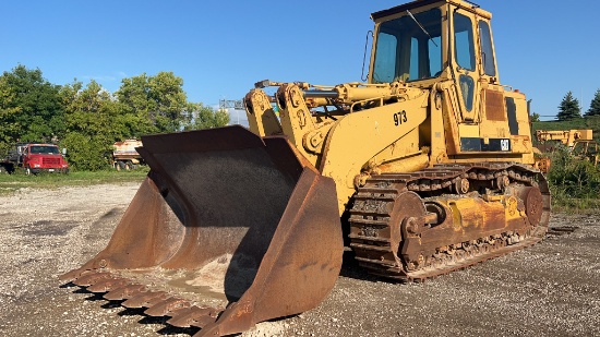 CAT 973 Crawler Loader,