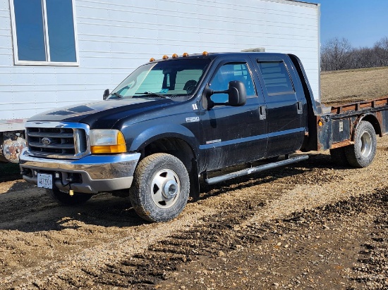 1999 Ford F350 Super Duty Flatbed Truck