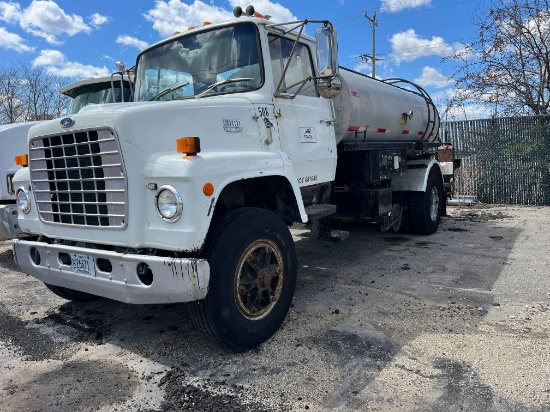 1986 Ford LN8000 Water Truck