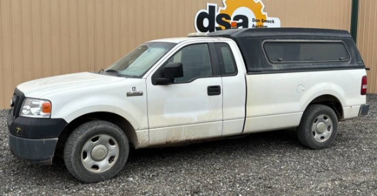 2007 Ford F150 XL Pickup Truck