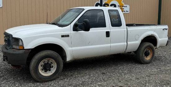 2003 Ford F250 XL Super Duty Pickup Truck