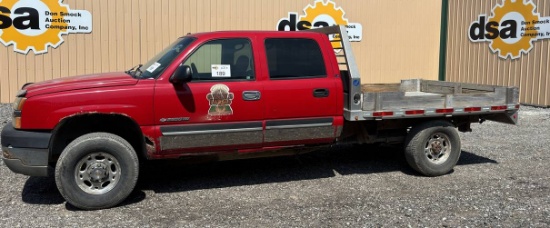 2003 Chevrolet Silverado Flatbed Truck
