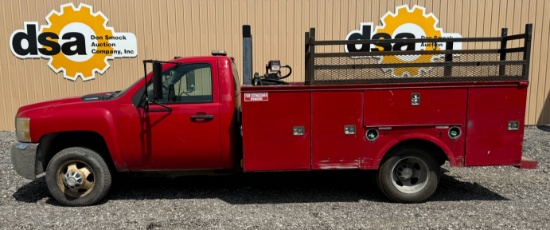 2009 Chevrolet Silverado 3500 HD Utility Truck