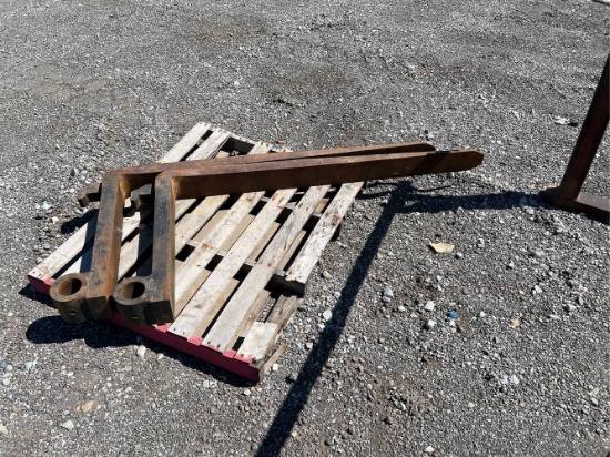 60" Heavy Duty Pallet Forks
