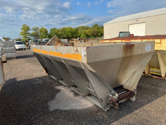 2008 Henderson FSH 13' Spreader