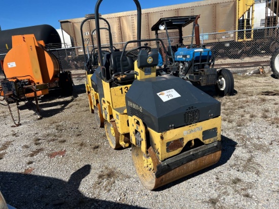 Bomag BW 900-2 Smooth Double Drum Roller