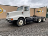 1996  International   F-8200 Day Cab  Truck Tractor