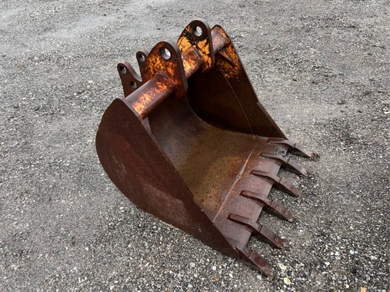 35” Excavator Bucket