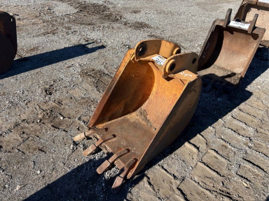 24” Used Backhoe Bucket with Teeth