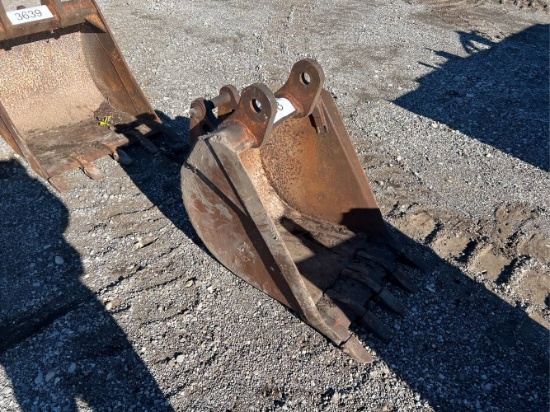 24” Used Backhoe Bucket with Teeth
