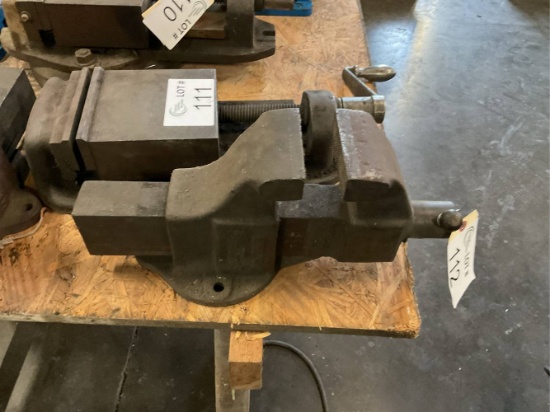 Bench Vise