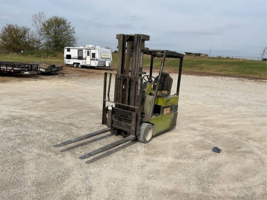 Clark  TM15  Forklift