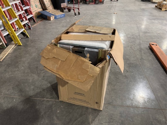 Unused KitchenAid ProWash Dish Washer
