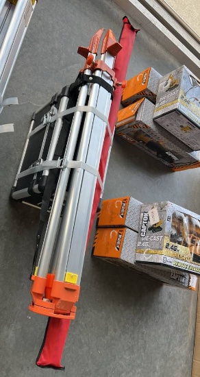 Unused HW12Rotary Level Laser, with Tripod, Measuring Stick
