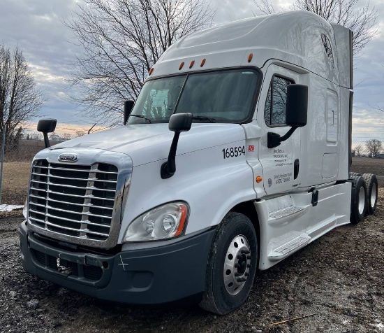 2017 Freightliner Cascadia Sleeper Truck Tractor