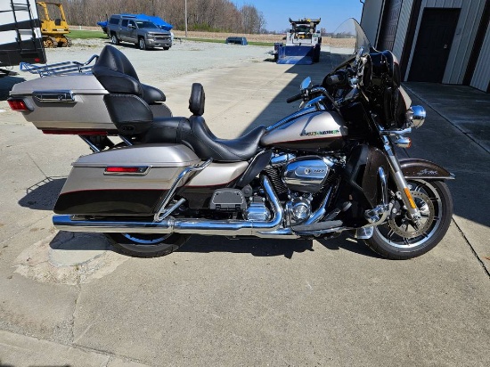 2018 HARLEY-DAVIDSON FLHTK / Ultra Limited Motorcycle