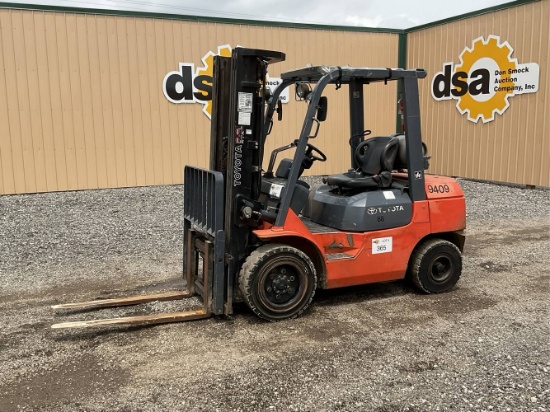 Toyota 7FGU30 Forklift