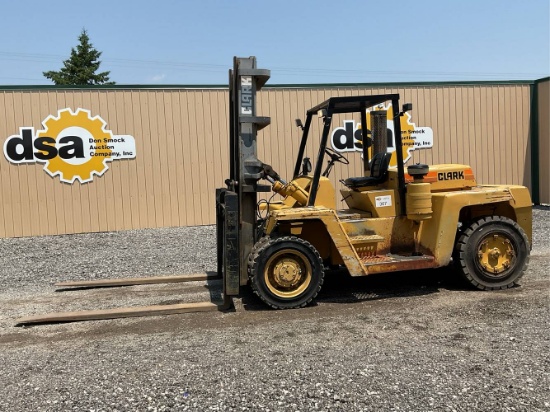 Clark C500YS 25,000# Rough Terrain Forklift