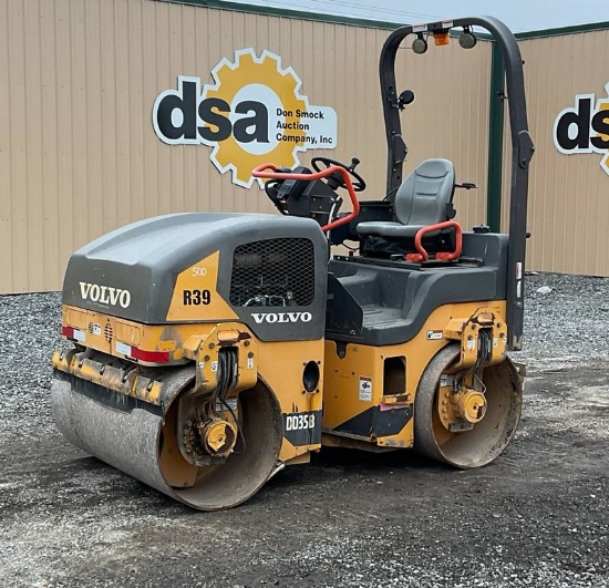 Volvo DD35B Smooth Double Drum Roller
