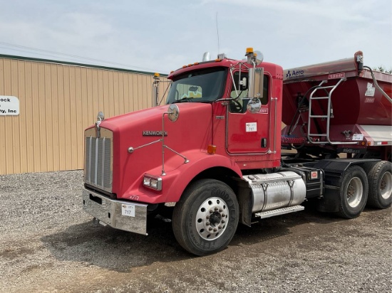 2009 Kenworth T800 Day Cab Truck Tractor