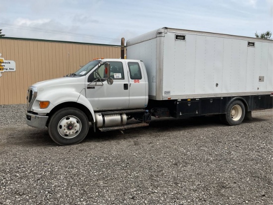 2015  Ford  F750  Lube Truck