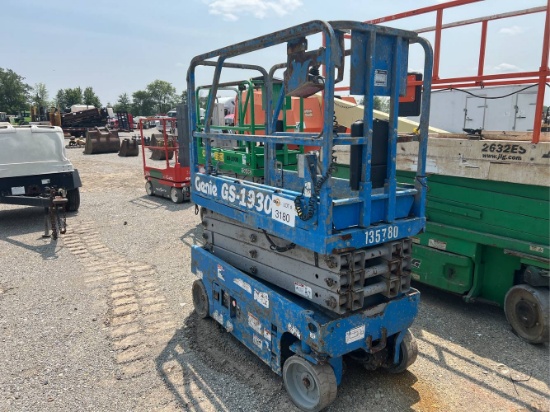 Genie GS1930 Electric Scissor Lift