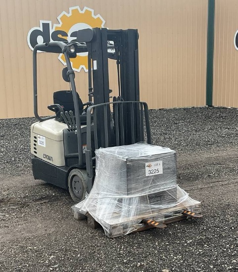Crown SC4510-30 Electric Forklift,