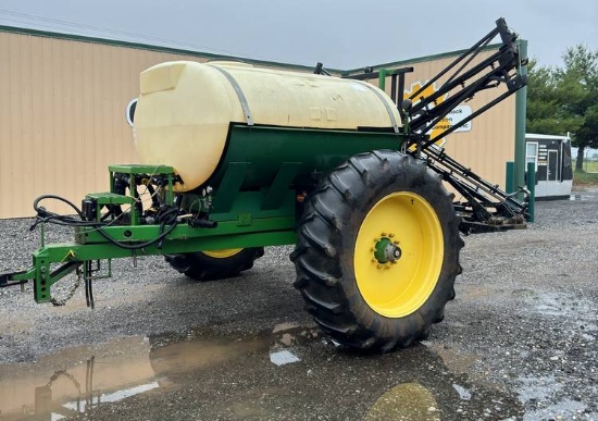 John Deere  Field Sprayer