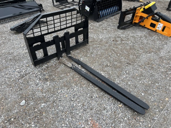 New Unused 60” GIYI Pallet Forks