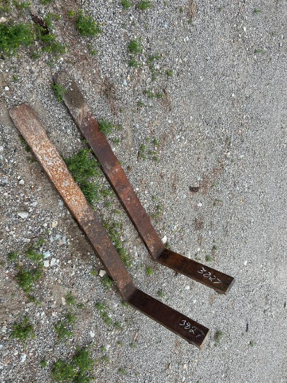 (2) 48” Pallet Forks