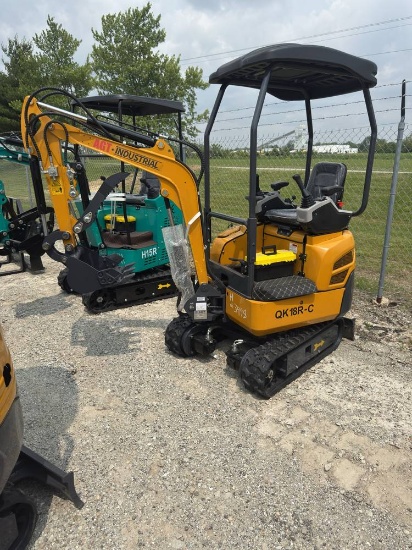 New Unused 2025 AGT  QK18R-C Mini Excavator