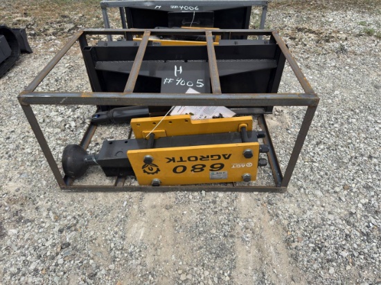 New Unused 2025  AGT  680 Hydraulic Hammer