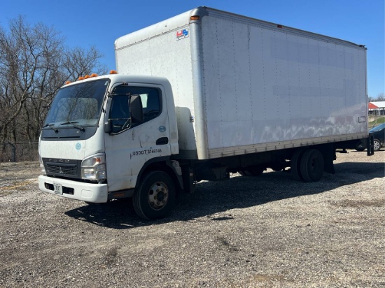 2011  Mitsubushi  Fuso   Box Truck