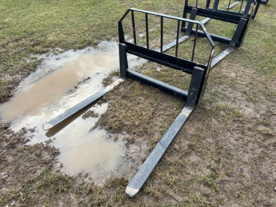 Unused Tomahawk 48” Pallet Fork Skid Loader Attachment