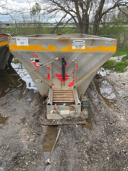 2008 Henderson FSH 13' Salt Spreader