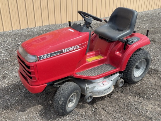 Honda Hydrostatic 4514 Lawn & Graden Tractor