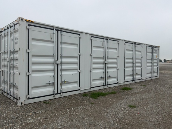 40' Container With 4 Barn Doors on Side And Barn Door On Front