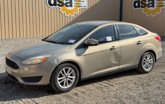 2016 Ford Focus Car SE