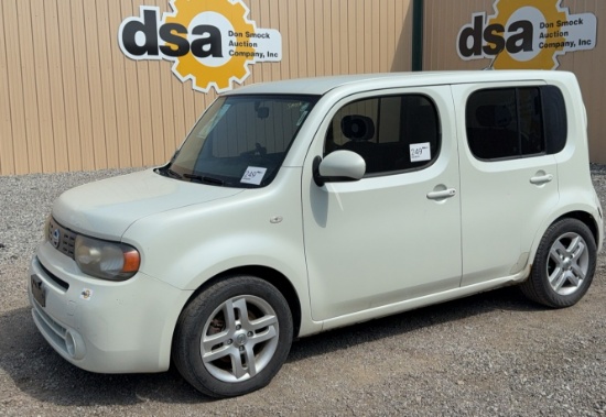2011 Nissan Cube Car