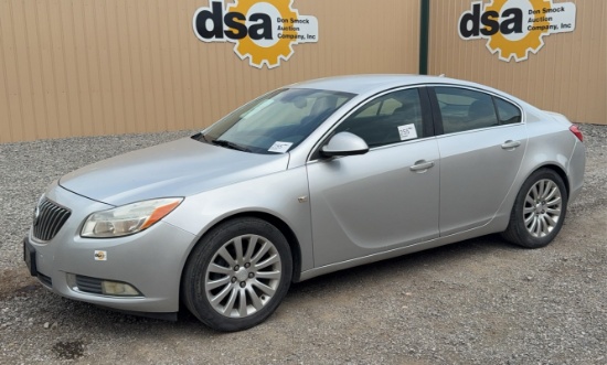 2011 Buick Regal Car
