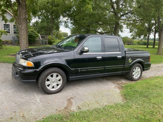 2002 Lincoln Blackwood Pickup Truck