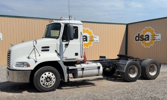 2004 Mack CX (Vision) Truck Tractor