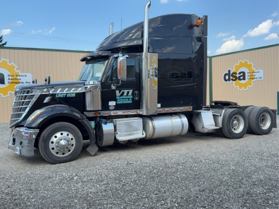 2016 International LF517 Sleeper Truck Tractor