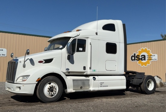 2012 Peterbilt 587 Sleeper Truck Tractor