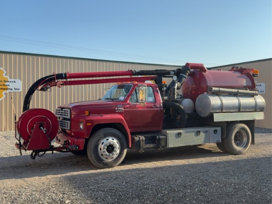1994 Ford F700 Vac Truck