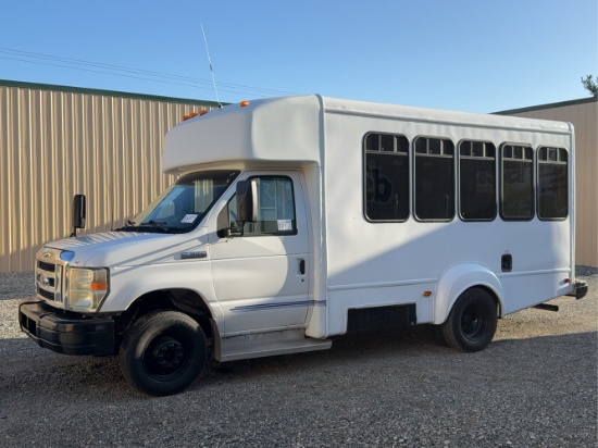 2009 Ford E350 Eight Passenger Bus
