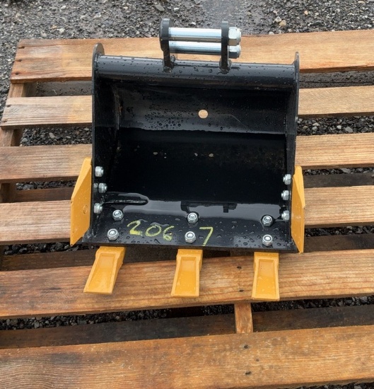Unused 16” Bucket With Teeth For Mini Excavator