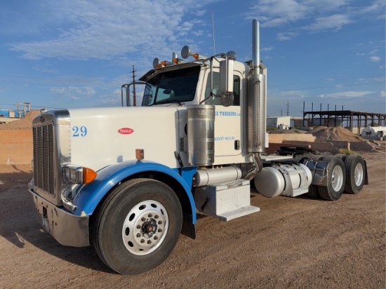 2006 Peterbilt 378 Day Cab Truck Tractor