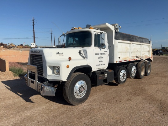 1994 Mack DM688 Dump Truck