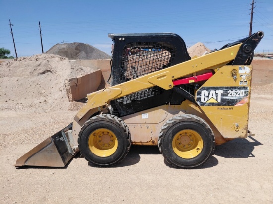 CAT 262D Skid Loader